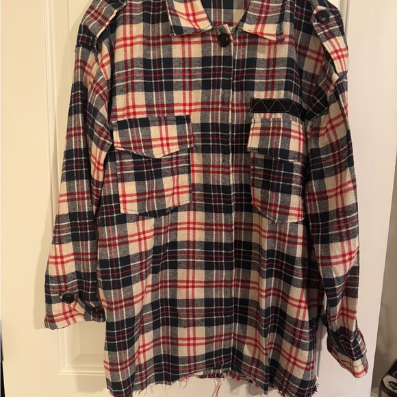 POL Tops - POL Plaid Button-Up Shirt never worn! Medium